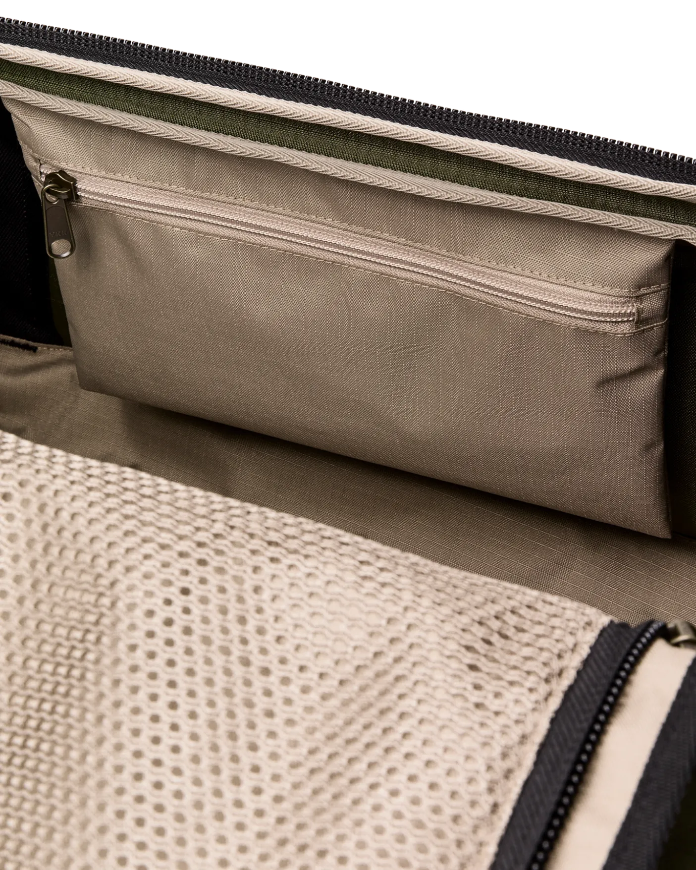 All-weather 40l Duffle